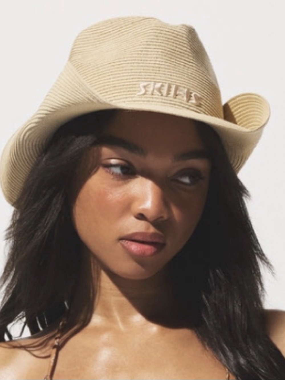 SKIMS Woven Side Snap Hat - Picture 2 of 8